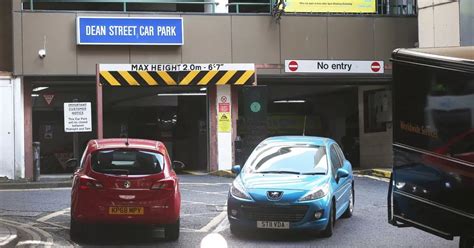 free parking newcastle sunday.